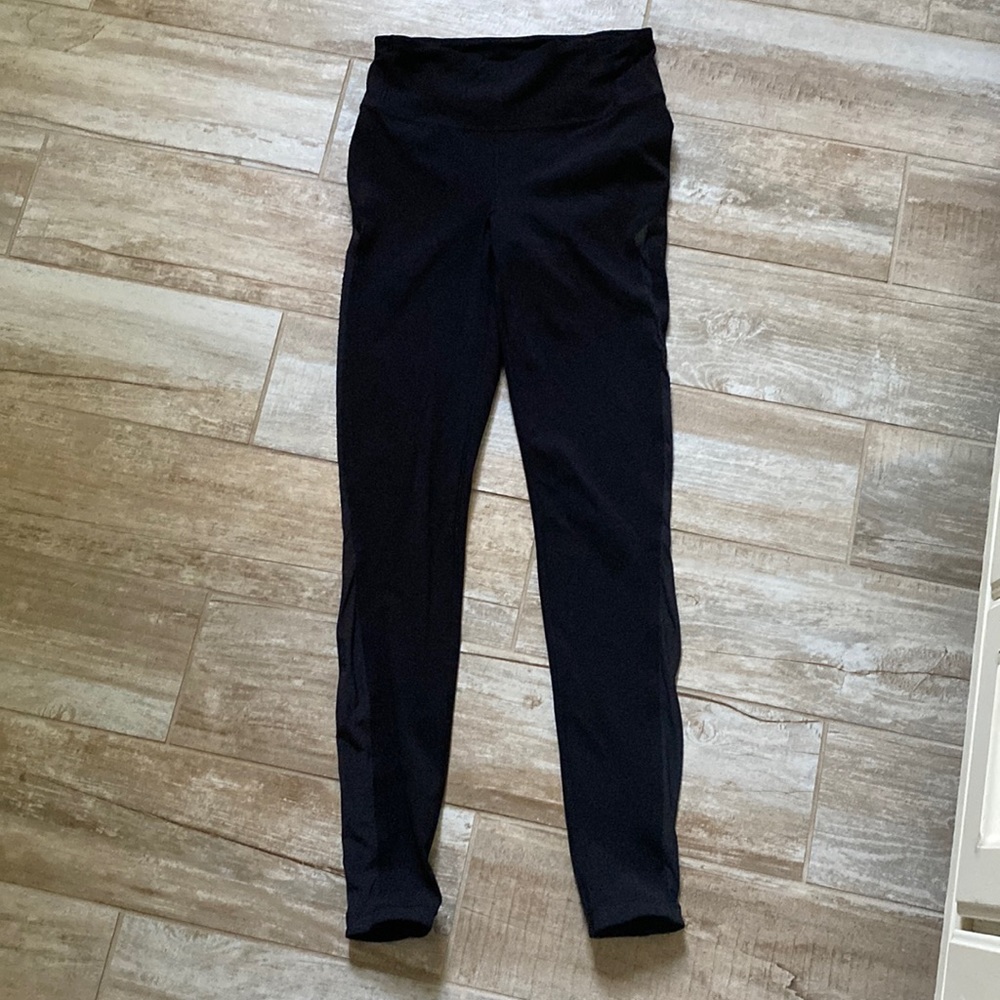 Lululemon leggings size 4